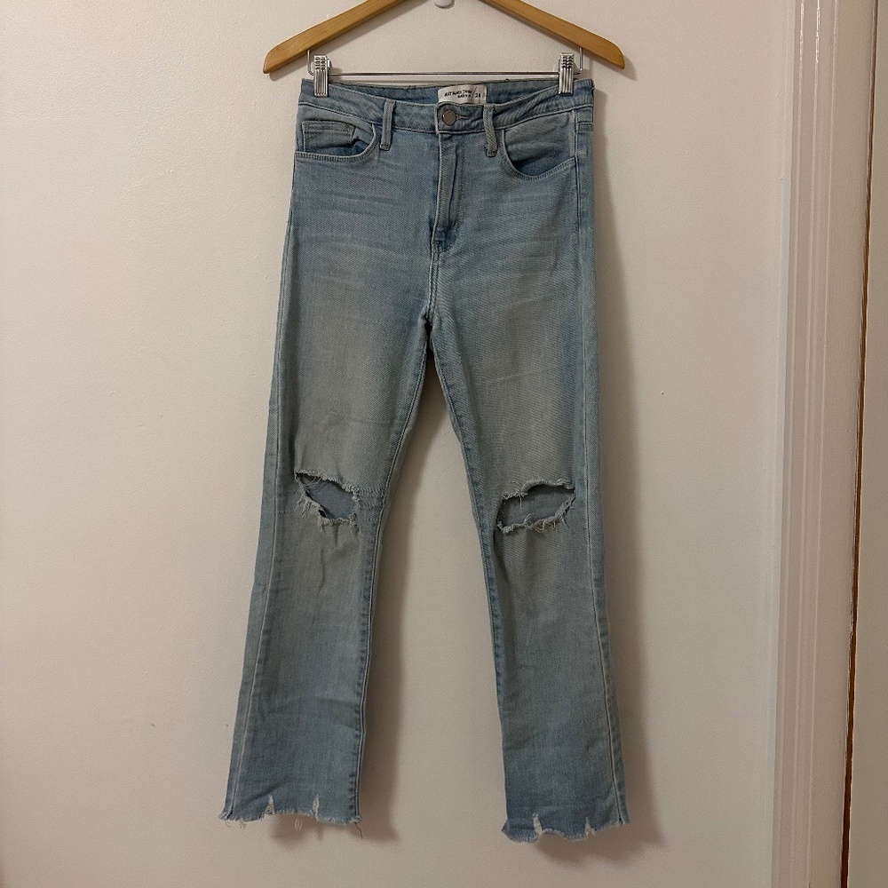 Just Black Denim Cropped Straight Distressed Light Wash Jeans | Size 28